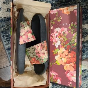 GUCCI SLIDES (Blooms)- AUTHENTIC